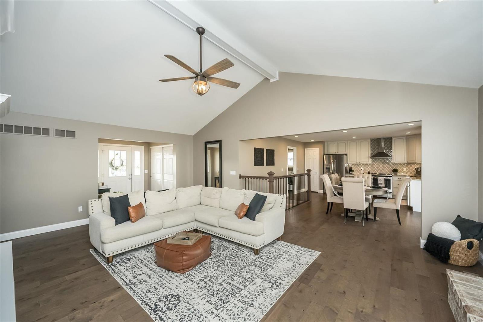 1271 Twinleaf Circle St. Peters, MO 63376 - Photo 9 of 44