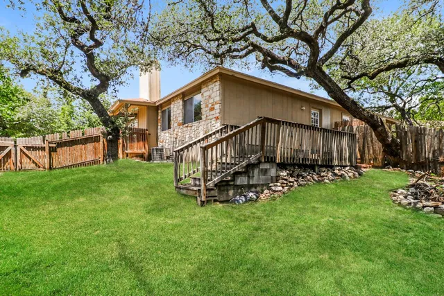 $1,375 | 9903 Hundred Oaks Circle, Austin, TX 78750