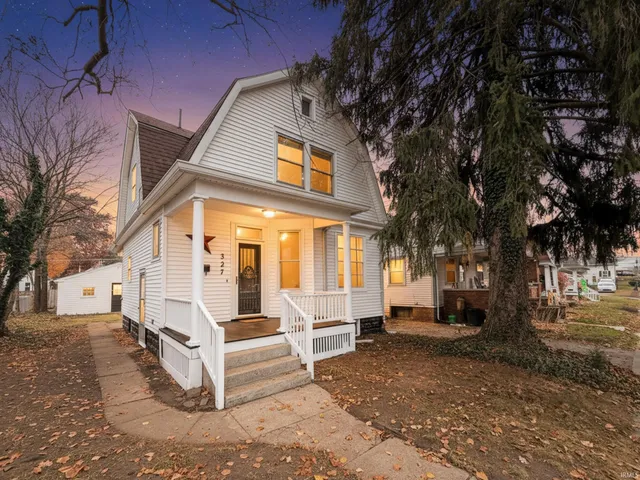 $184,900 | 327 Kinsmoor Avenue, Fort Wayne, IN 46807