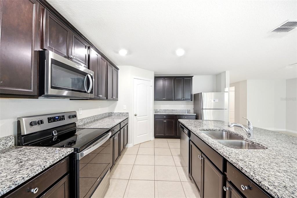 1668 Gopher Tree Street Mascotte, FL 34753 - Photo 7 of 25