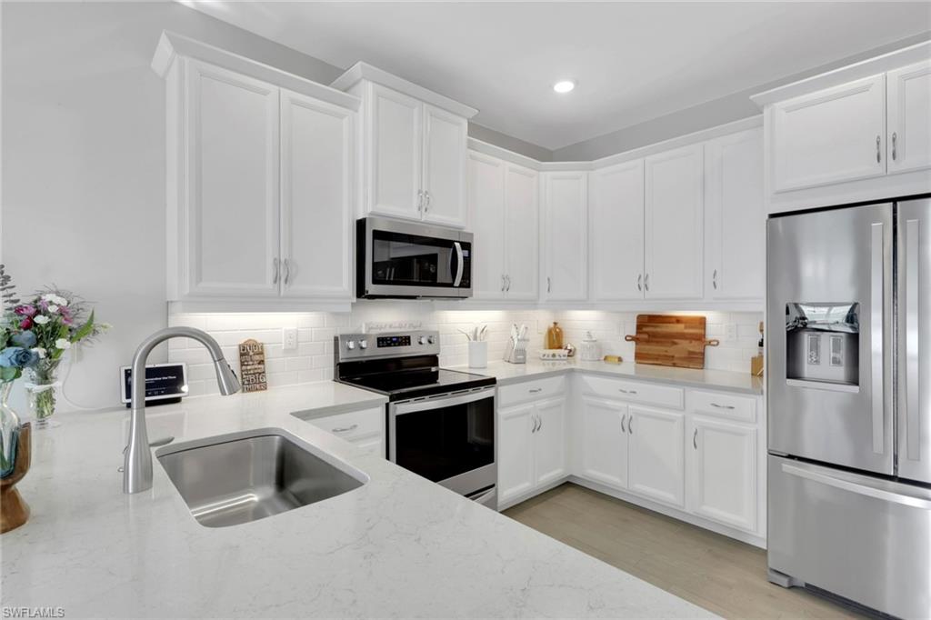831 Enbrook Loop Naples, FL 34114 - Photo 10 of 48