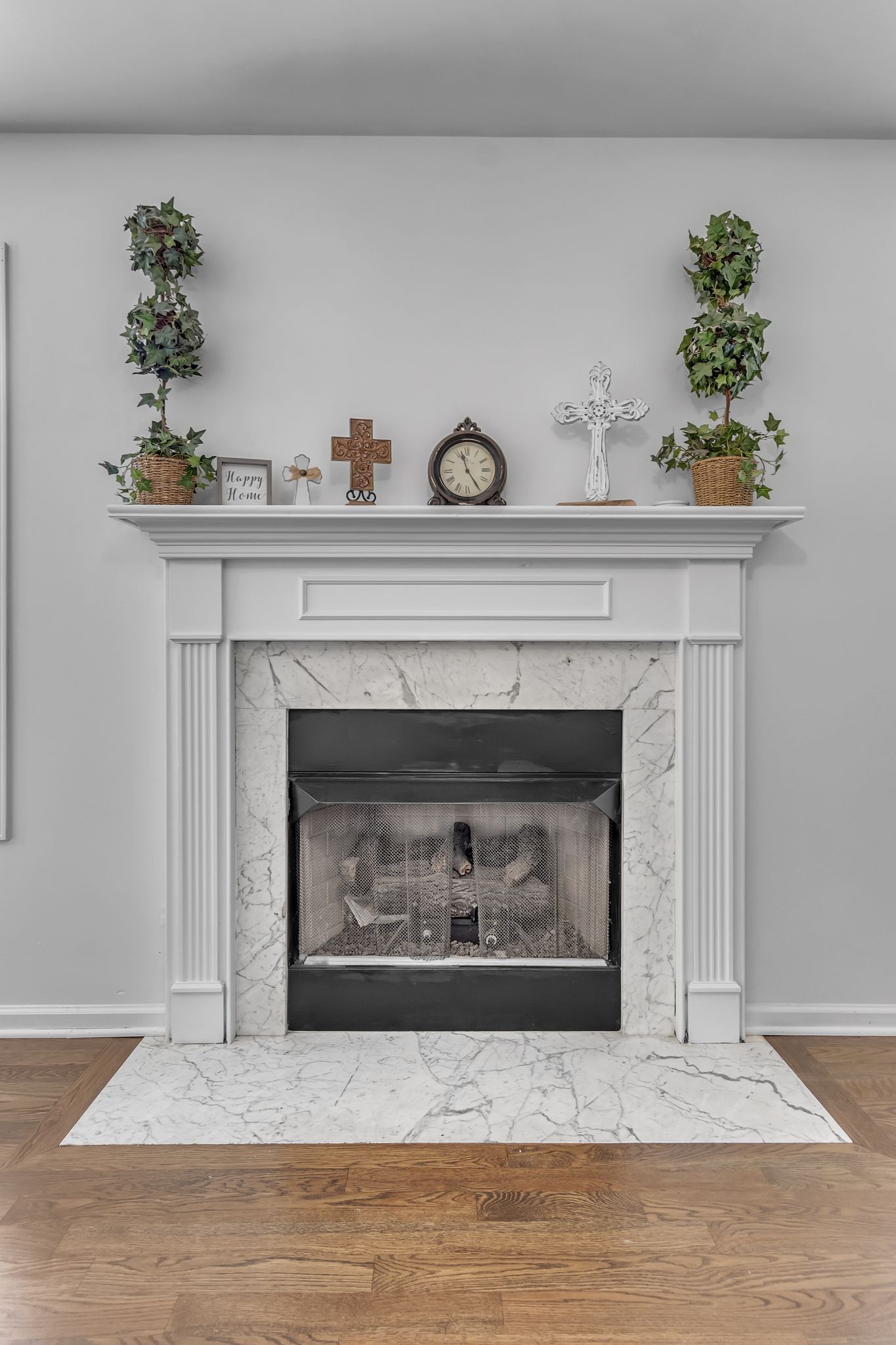 2006 Trenton Drive Spring Hill, TN 37174 - Photo 18 of 36 a living room with a fireplace