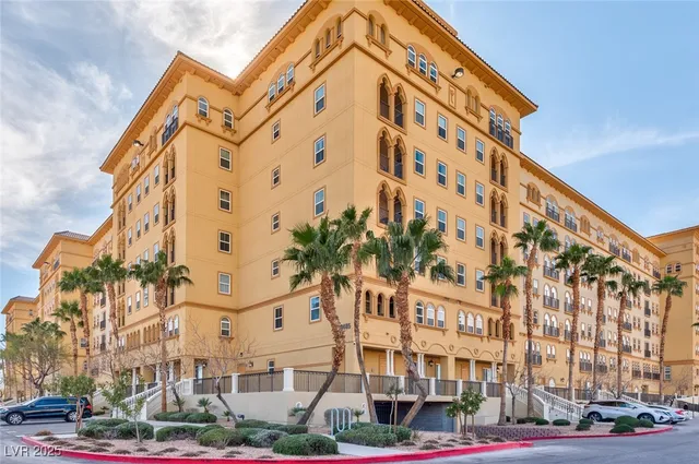 $265,000 | 2405 West Serene Avenue, Unit 703, Las Vegas, NV 89123