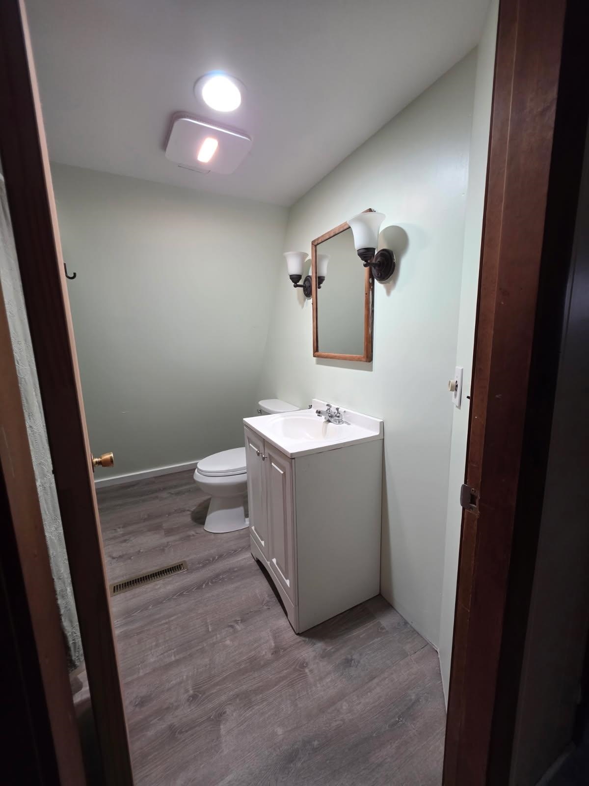 140 Sidetrack Road Conway, NH 03860 - Photo 15 of 20