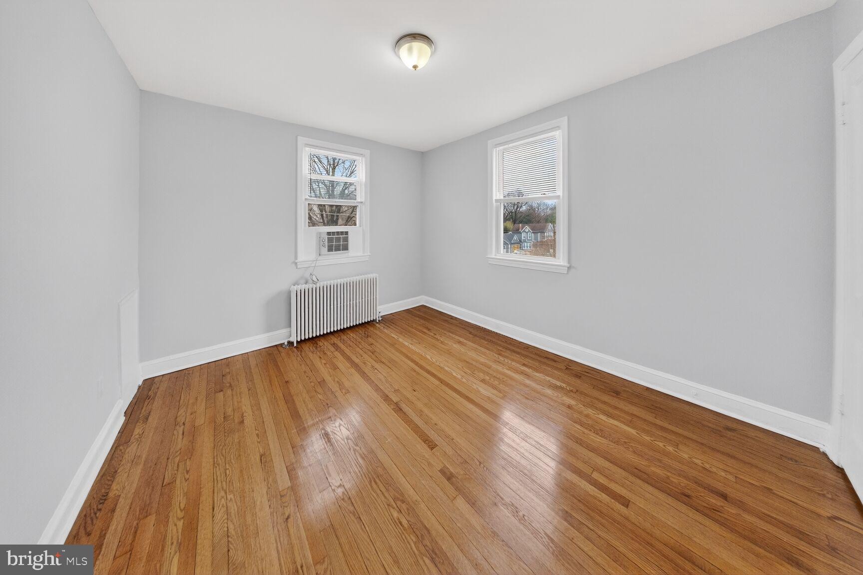 4701 Ravenswood Road, Unit 24 Riverdale, MD 20737 - Photo 11 of 14