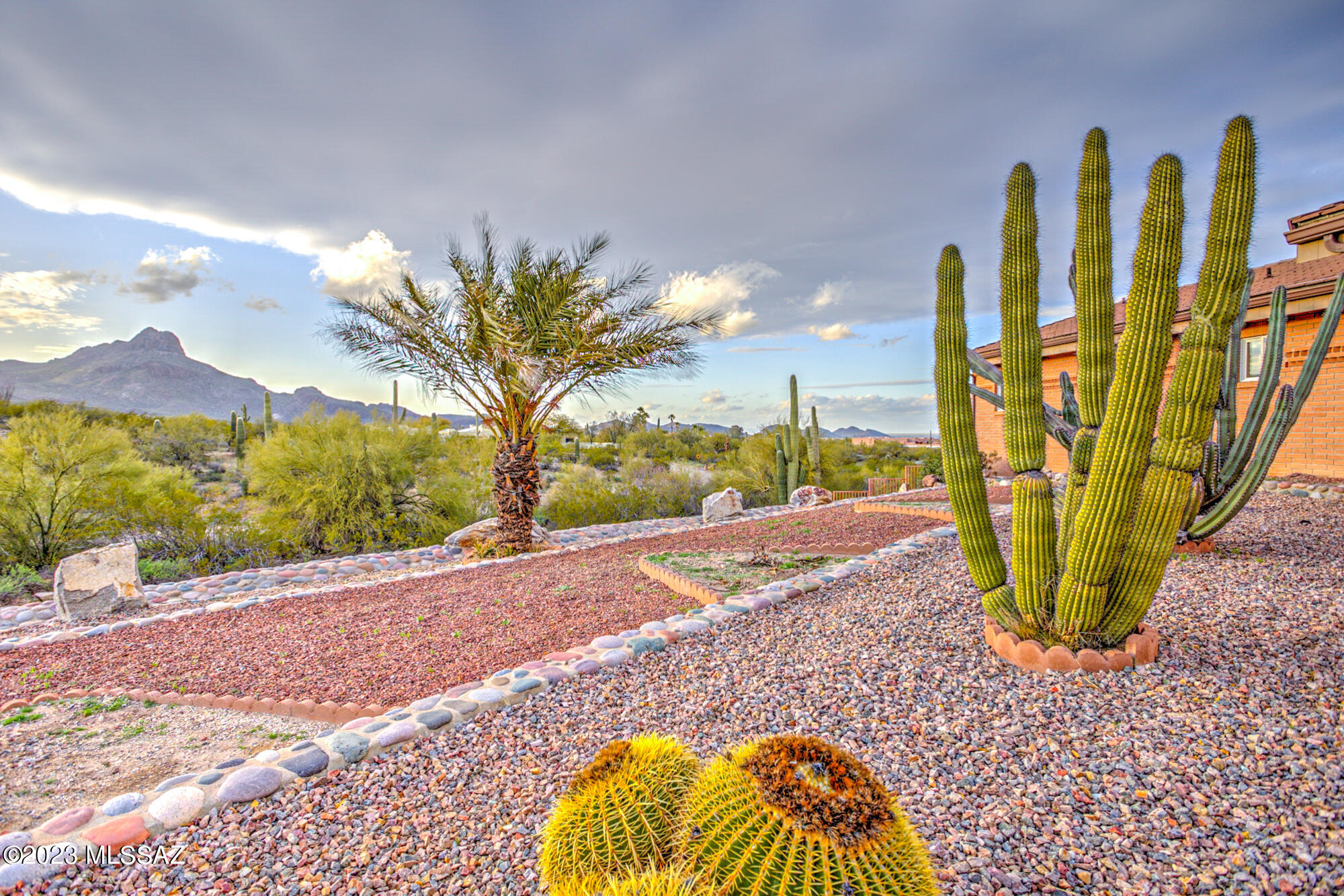 7102 West Ina Road Tucson, AZ 85743 - Photo 10 of 53