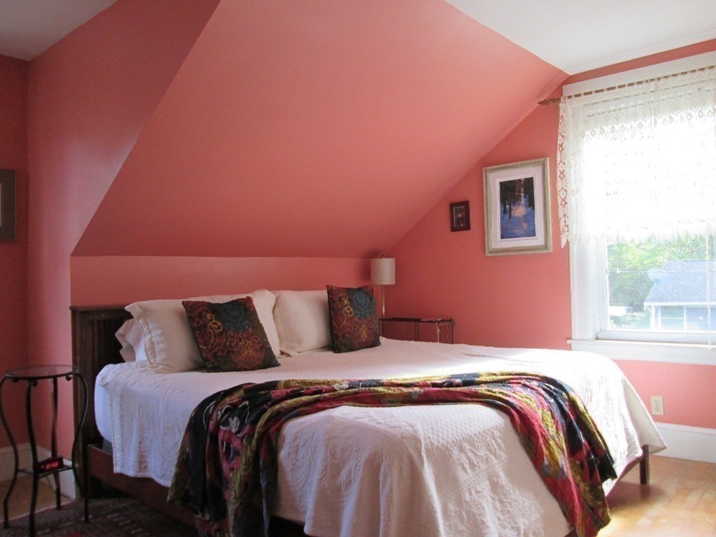 37 Holt Road Holden, MA 01520 - Photo 26 of 39 Gallery Image 26