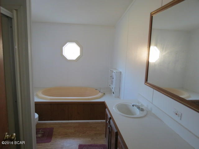 1723 Flowing Well Road Bonifay, FL 32425 - Photo 5 of 18 Gallery Image 5