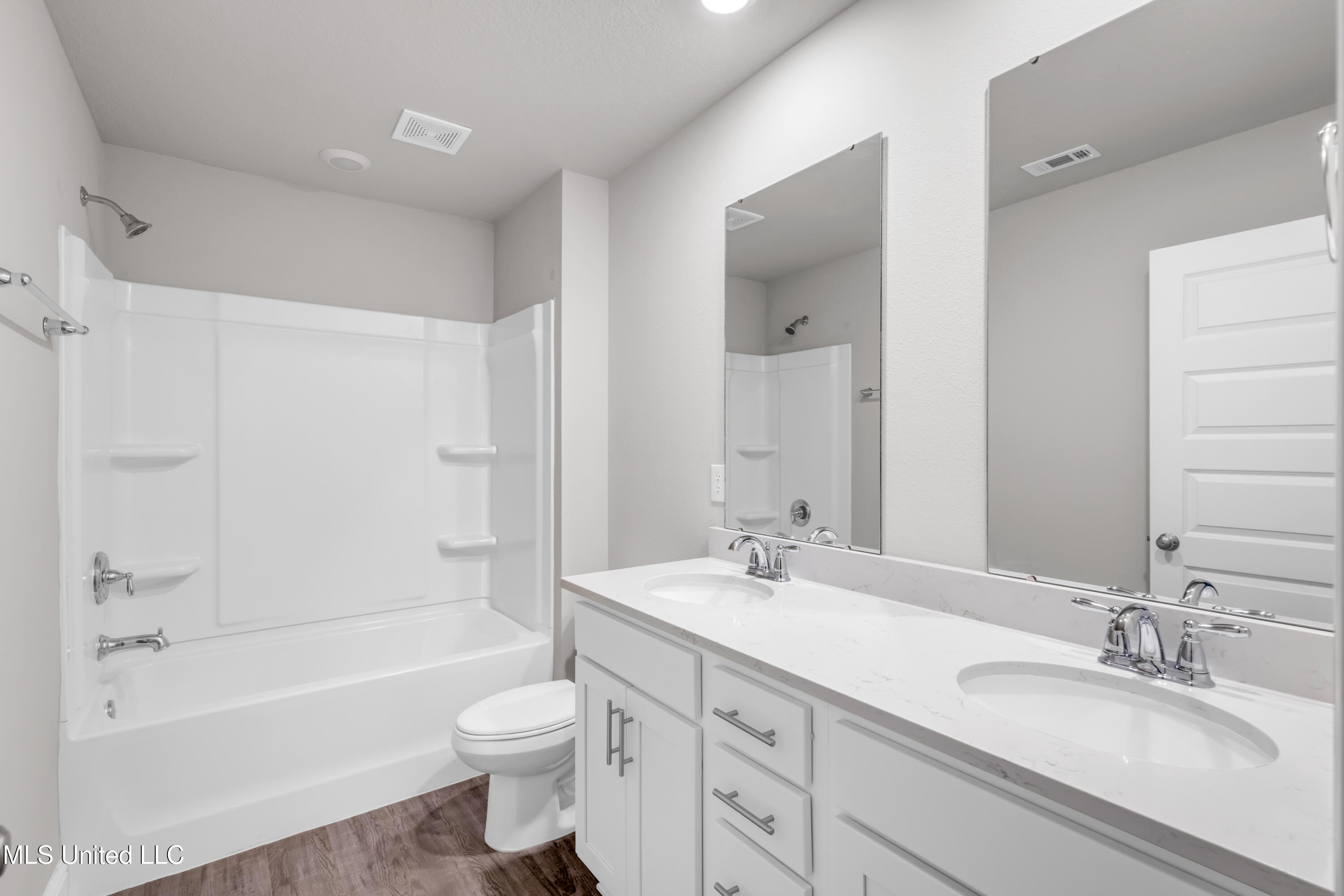 70 Saltmeadow Circle Ocean Springs, MS 39564 - Photo 26 of 34 70SaltmeadowCir-26