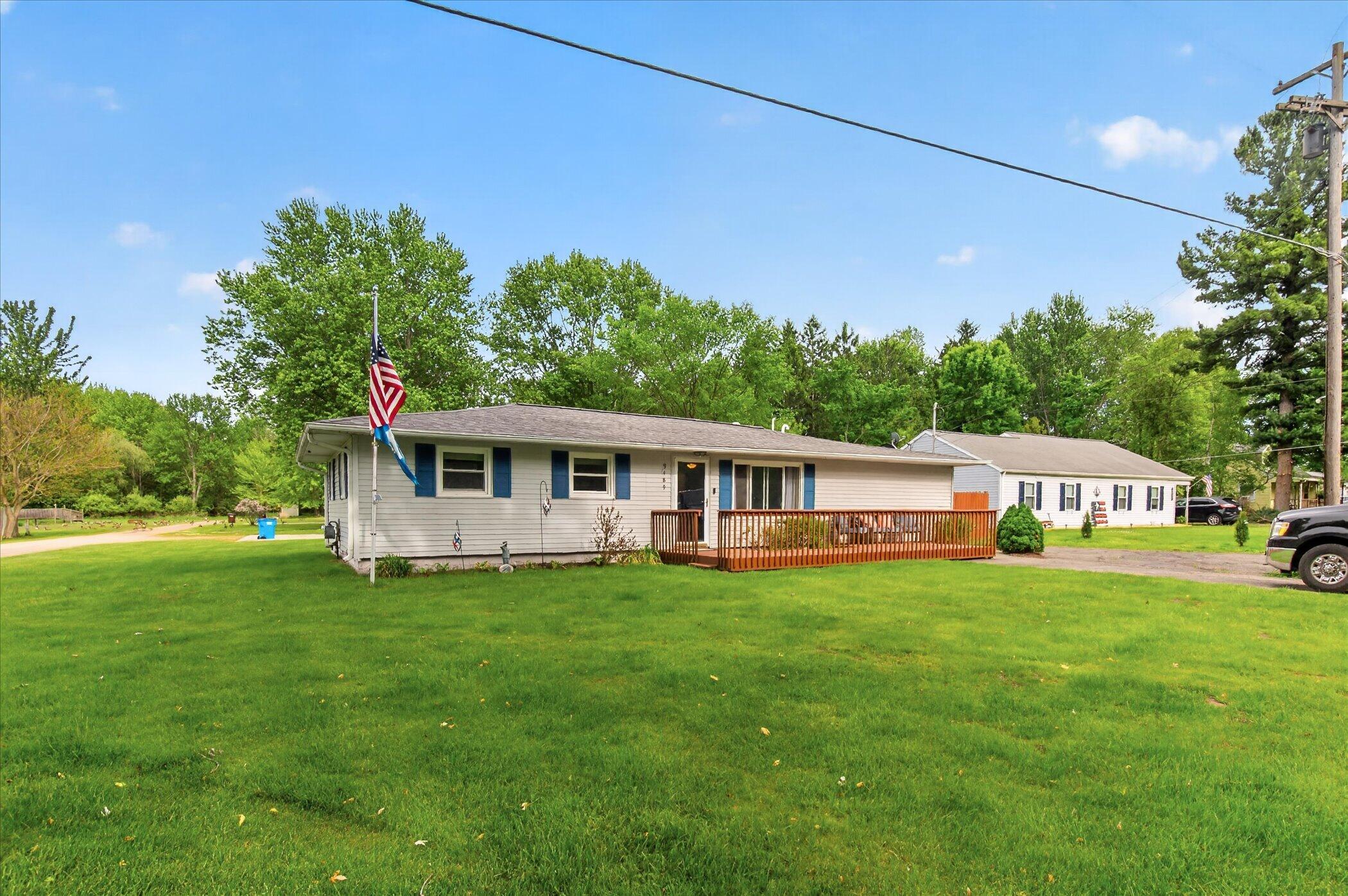 9489 Hyde Road Clarklake, MI 49234 - Photo 4 of 48 04-9489-Hyde-Rd-WindowStill