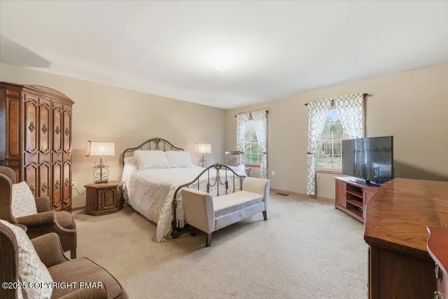 $595,000 | 102 Arbor Way, Stroudsburg, PA 18360