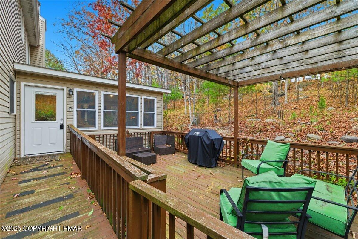 102 Arbor Way Stroudsburg, PA 18360 - Photo 38 of 50 a view of balcony with couch and chairs