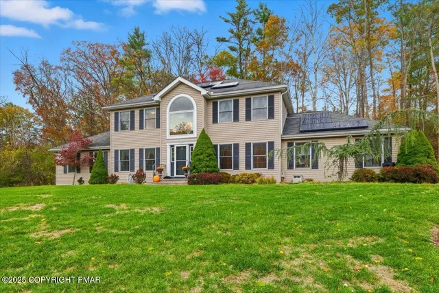 $595,000 | 102 Arbor Way, Stroudsburg, PA 18360