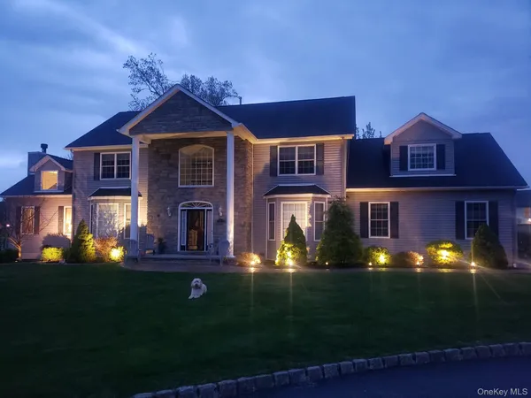 $1,150,000 | 104 Winding Brook Court, Cornwall, NY 12553