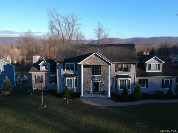 $1,150,000 | 104 Winding Brook Court, Cornwall, NY 12553