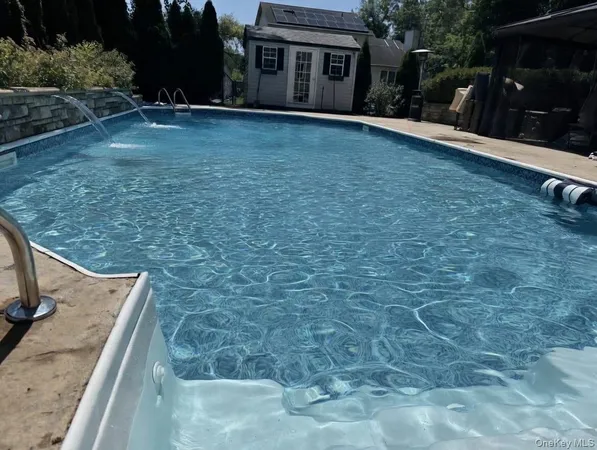 $1,150,000 | 104 Winding Brook Court, Cornwall, NY 12553