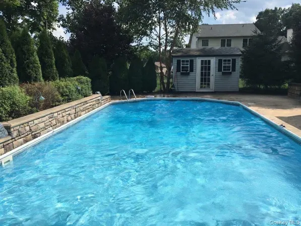 $1,150,000 | 104 Winding Brook Court, Cornwall, NY 12553