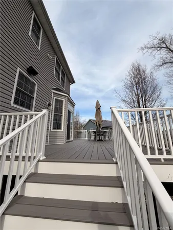 $1,150,000 | 104 Winding Brook Court, Cornwall, NY 12553