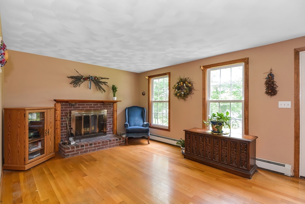 29 Kimball Road Amesbury, MA 01913 - Photo 10 of 42 Gallery Image 10