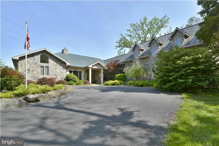 465 Miller Road Winchester, VA 22602 - Photo 3 of 30 Exterior (Front)
