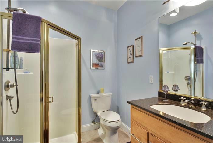 465 Miller Road Winchester, VA 22602 - Photo 22 of 30 Bath