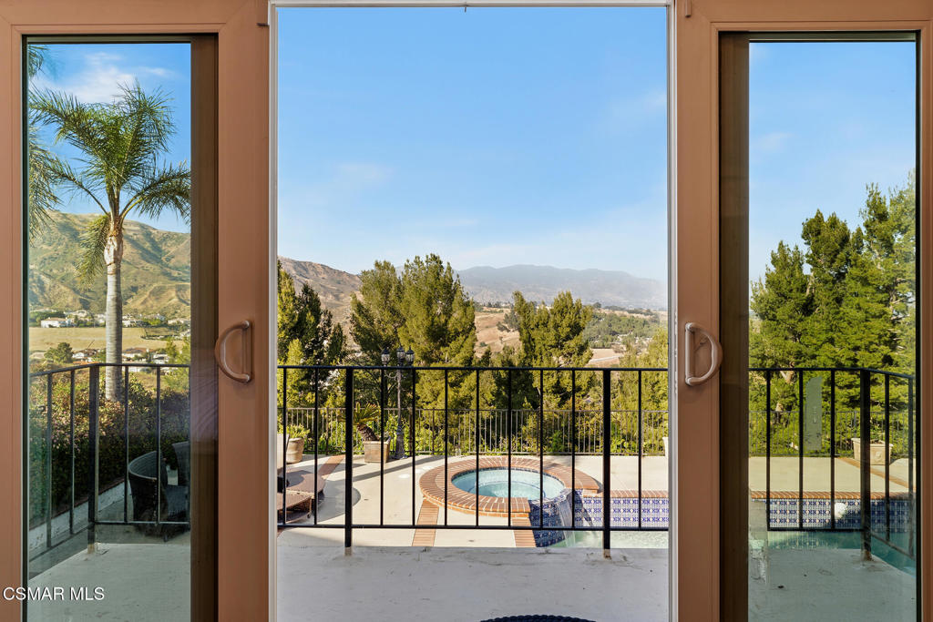 11894 Darby Avenue Porter Ranch, CA 91326 - Photo 24 of 41