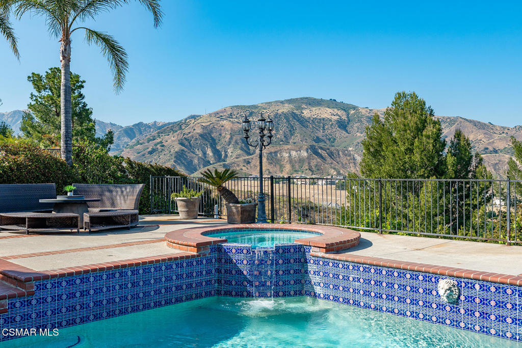 11894 Darby Avenue Porter Ranch, CA 91326 - Photo 32 of 41