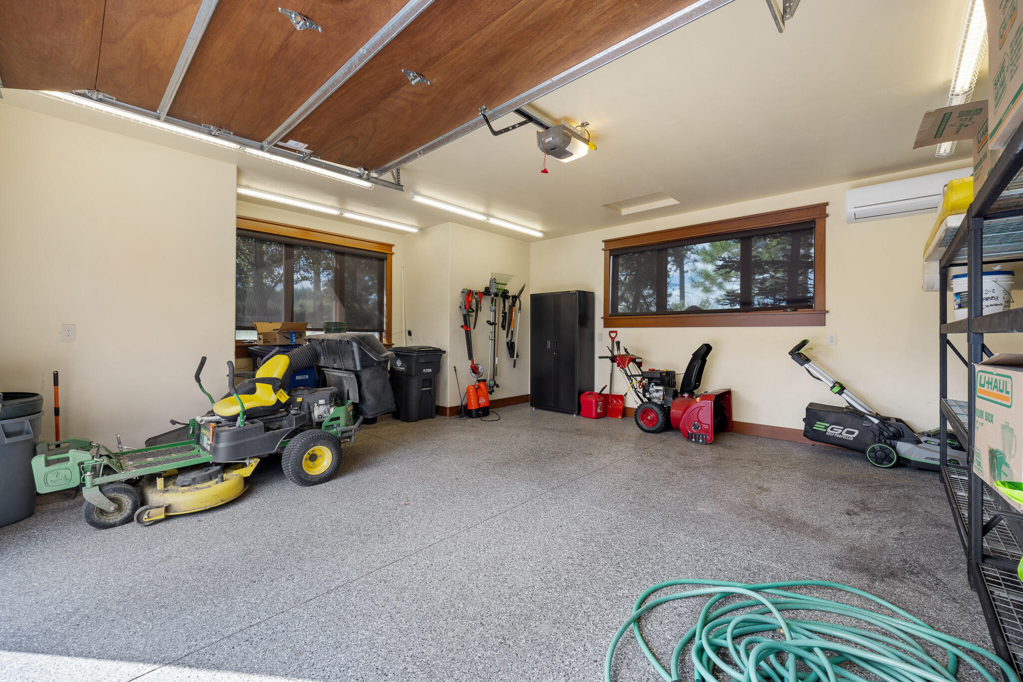 18883 Sutherland Court Bend, OR 97702 - Photo 60 of 70 Additional detached garage offering extensive storage and practical versatility.