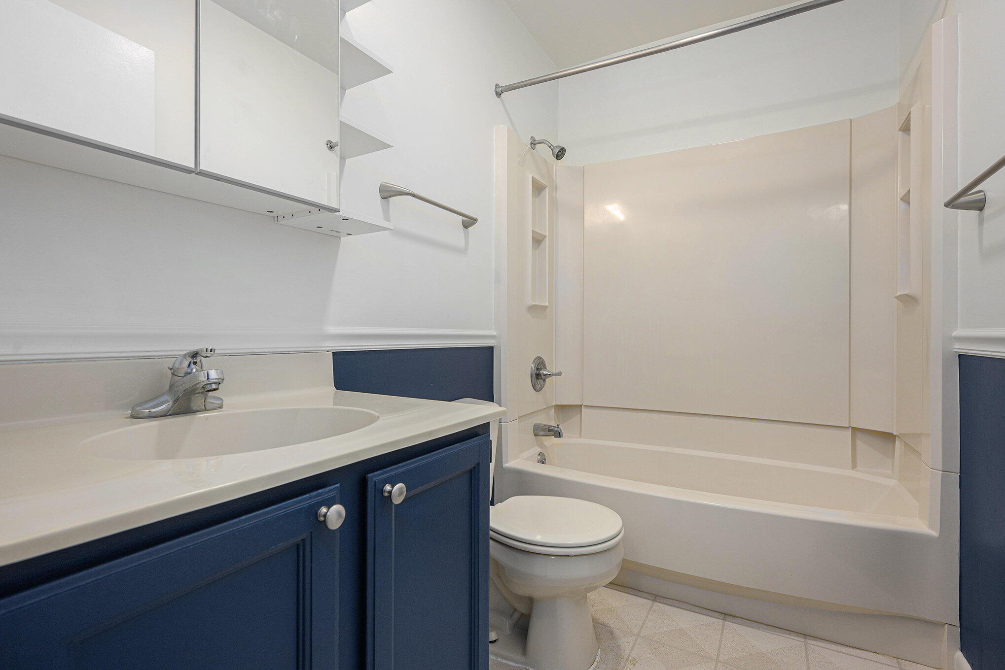 709 Garland Circle, Unit A Kalamazoo, MI 49008 - Photo 17 of 19 017_file_158