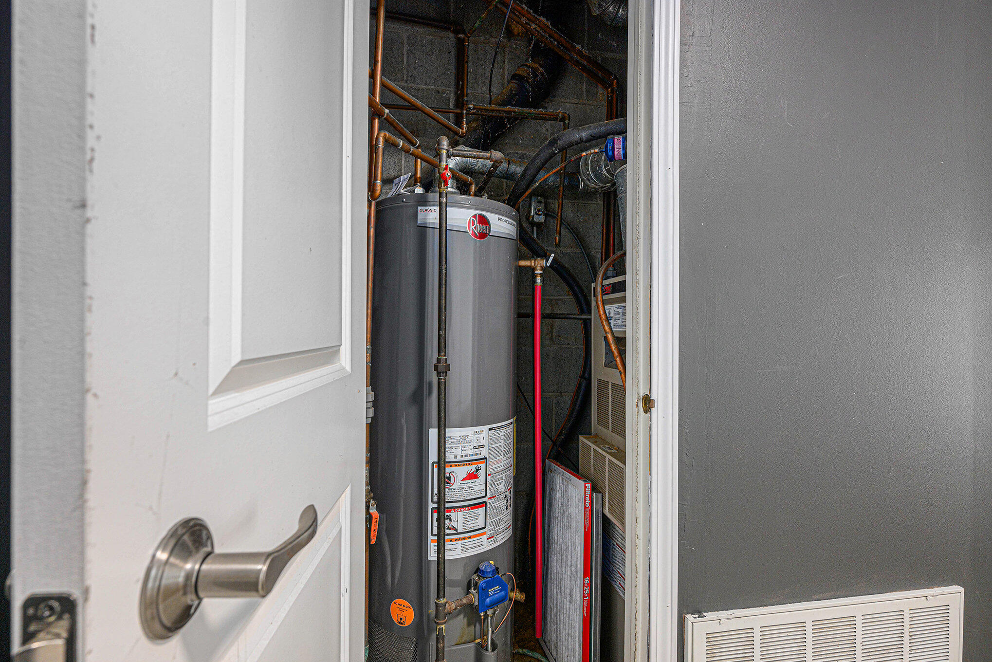 709 Garland Circle, Unit A Kalamazoo, MI 49008 - Photo 18 of 19 018_file_783