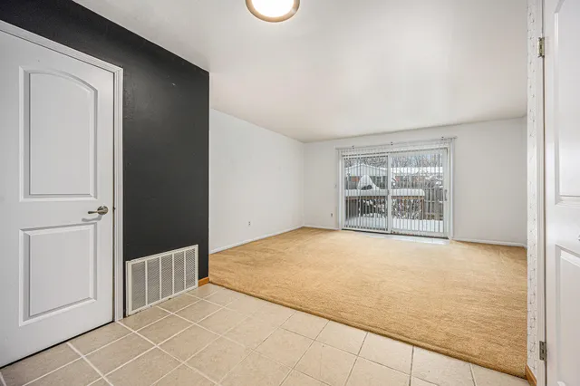 $1,425 | 709 Garland Circle, Unit A, Kalamazoo, MI 49008