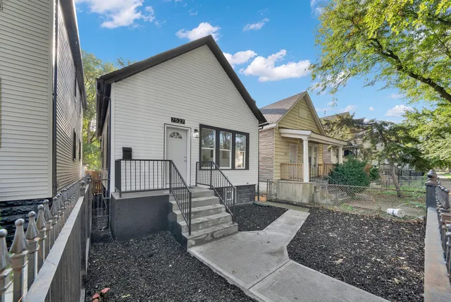 $208,000 | 7527 South Ellis Avenue, Chicago, IL 60619