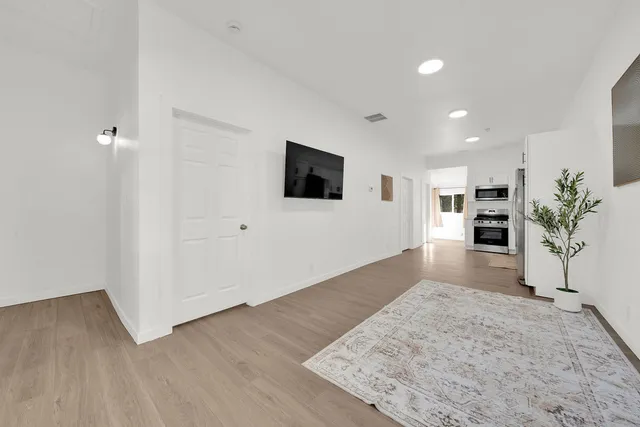 $208,000 | 7527 South Ellis Avenue, Chicago, IL 60619