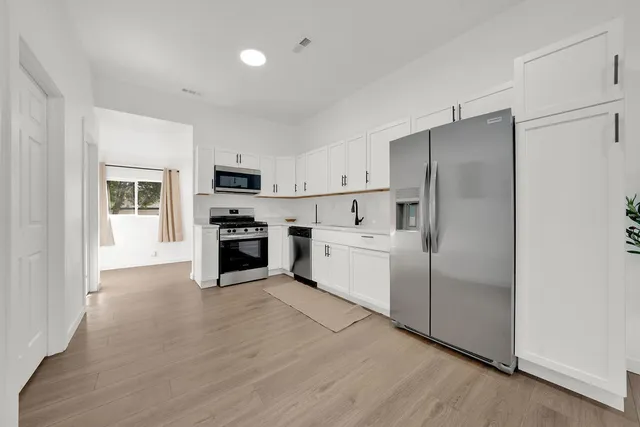 $208,000 | 7527 South Ellis Avenue, Chicago, IL 60619