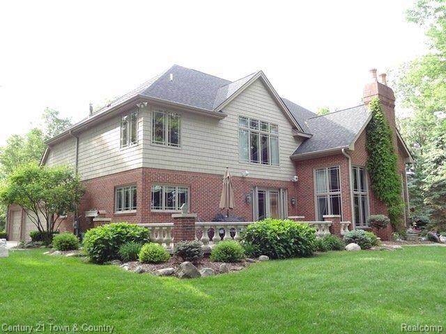 5148 Ridge Trail North Clarkston, MI 48348 - Photo 17 of 25 REAR VIEW.