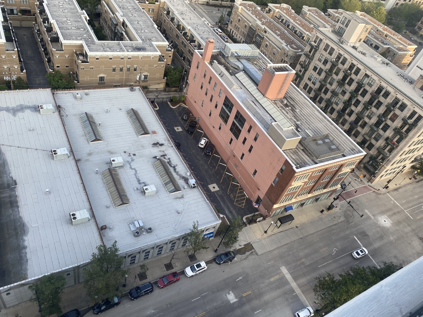 1720 South Michigan Avenue, Unit 2004 Chicago, IL 60616 - Photo 18 of 29
