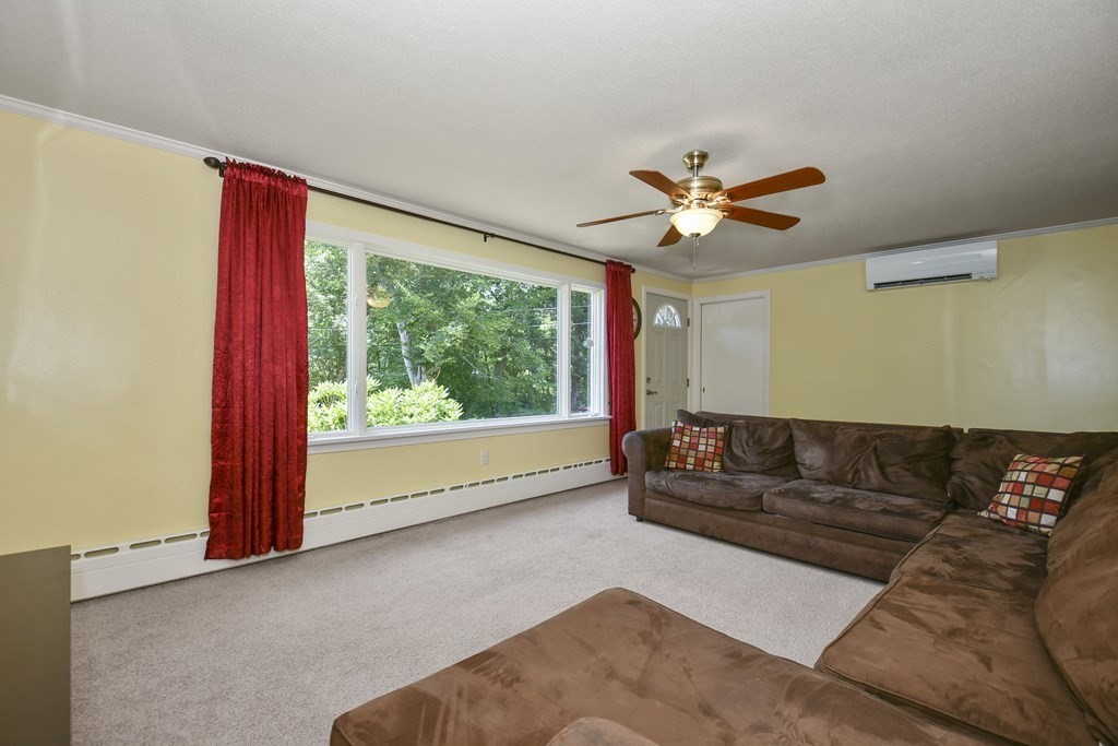 56 Fruitland Road Barre, MA 01005 - Photo 4 of 39