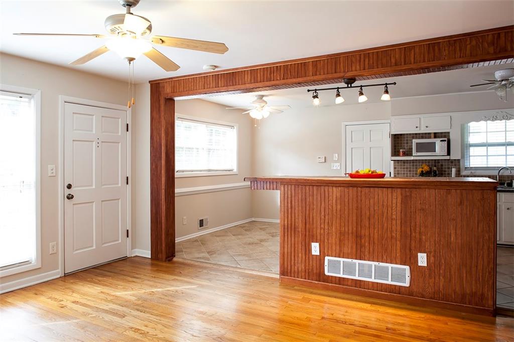 1620 Flat Shoals Road Southeast Atlanta, GA 30316 - Photo 8 of 23