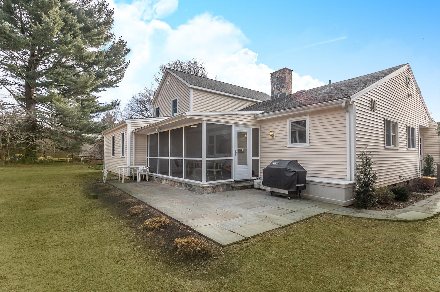 8 Rampart Road Norwalk, CT 06854 - Photo 39 of 39 a view of a house with backyard and sitting area