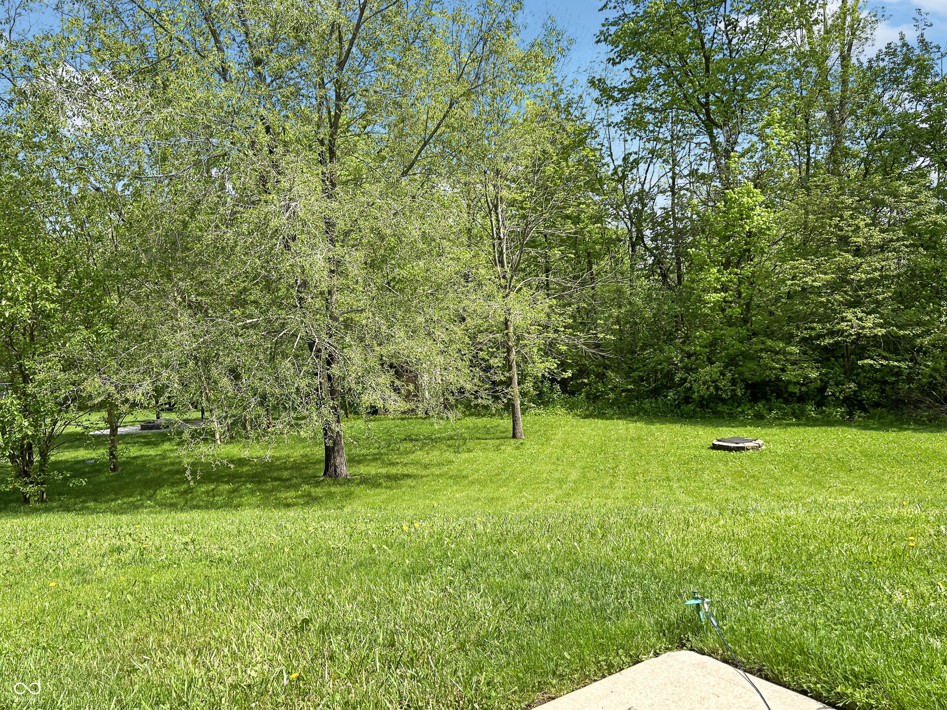 625 Streamside Drive Greenfield, IN 46140 - Photo 3 of 42