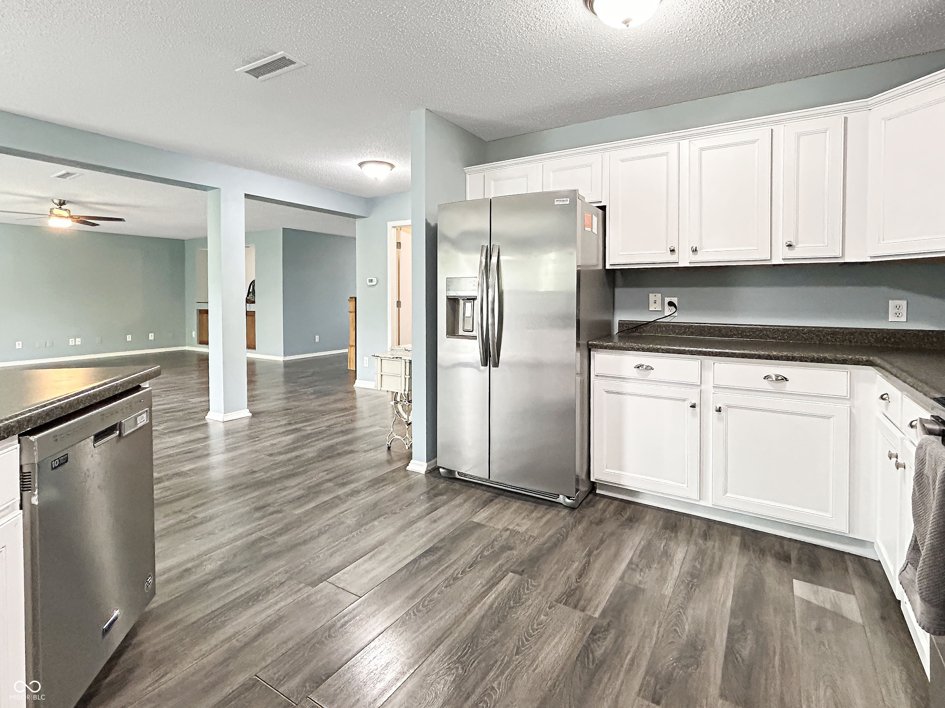 625 Streamside Drive Greenfield, IN 46140 - Photo 5 of 42