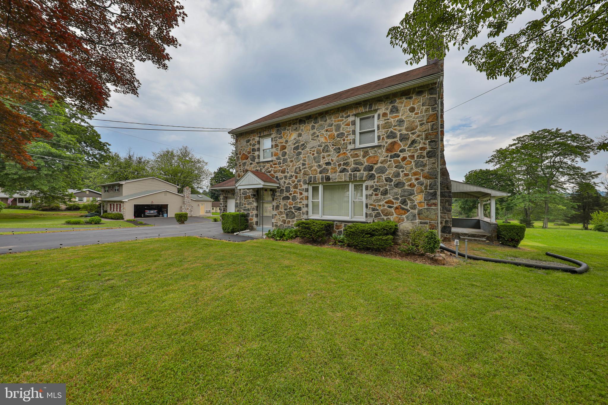 4644 Vera Cruz Road Center Valley, PA 18034 - Photo 3 of 20 Gallery Image 3