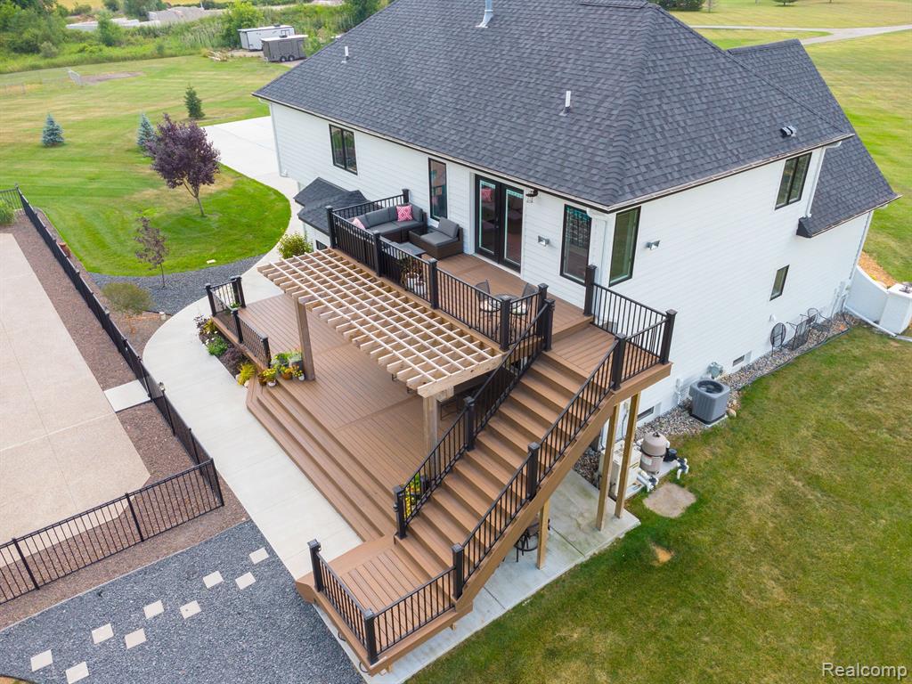 9327 Torrey Road Grand Blanc, MI 48439 - Photo 30 of 33 Gallery Image 30