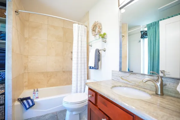 $650,000 | 4-856 Kuhio Highway, Unit 217, Kapaa, HI 96746