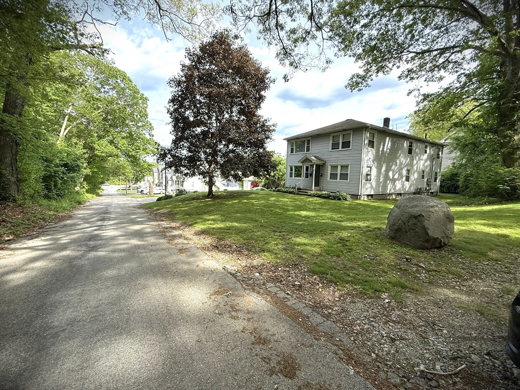 11 Park Road Webster, MA 01570 - Photo 16 of 18 Gallery Image 16