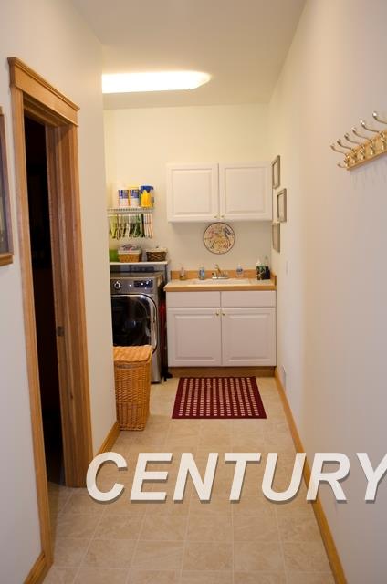 4387 North Graham Road Freeland, MI 48623 - Photo 10 of 33