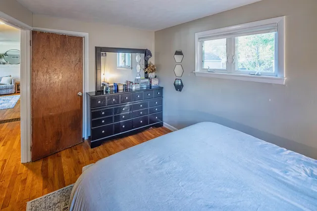 $429,900 | 5 Cedarbrook Drive, Dover, NH 03820