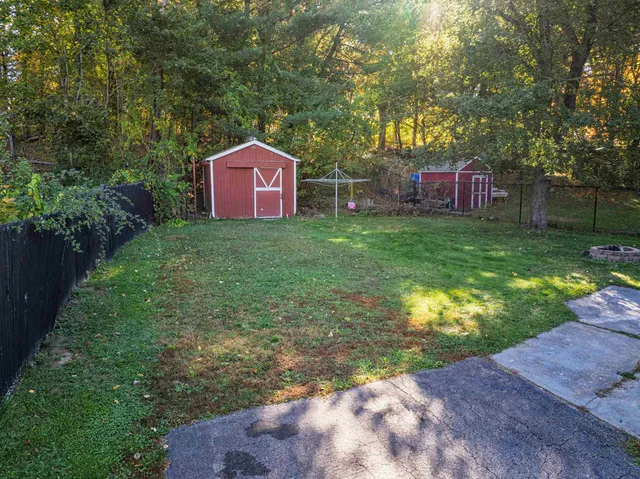 $429,900 | 5 Cedarbrook Drive, Dover, NH 03820