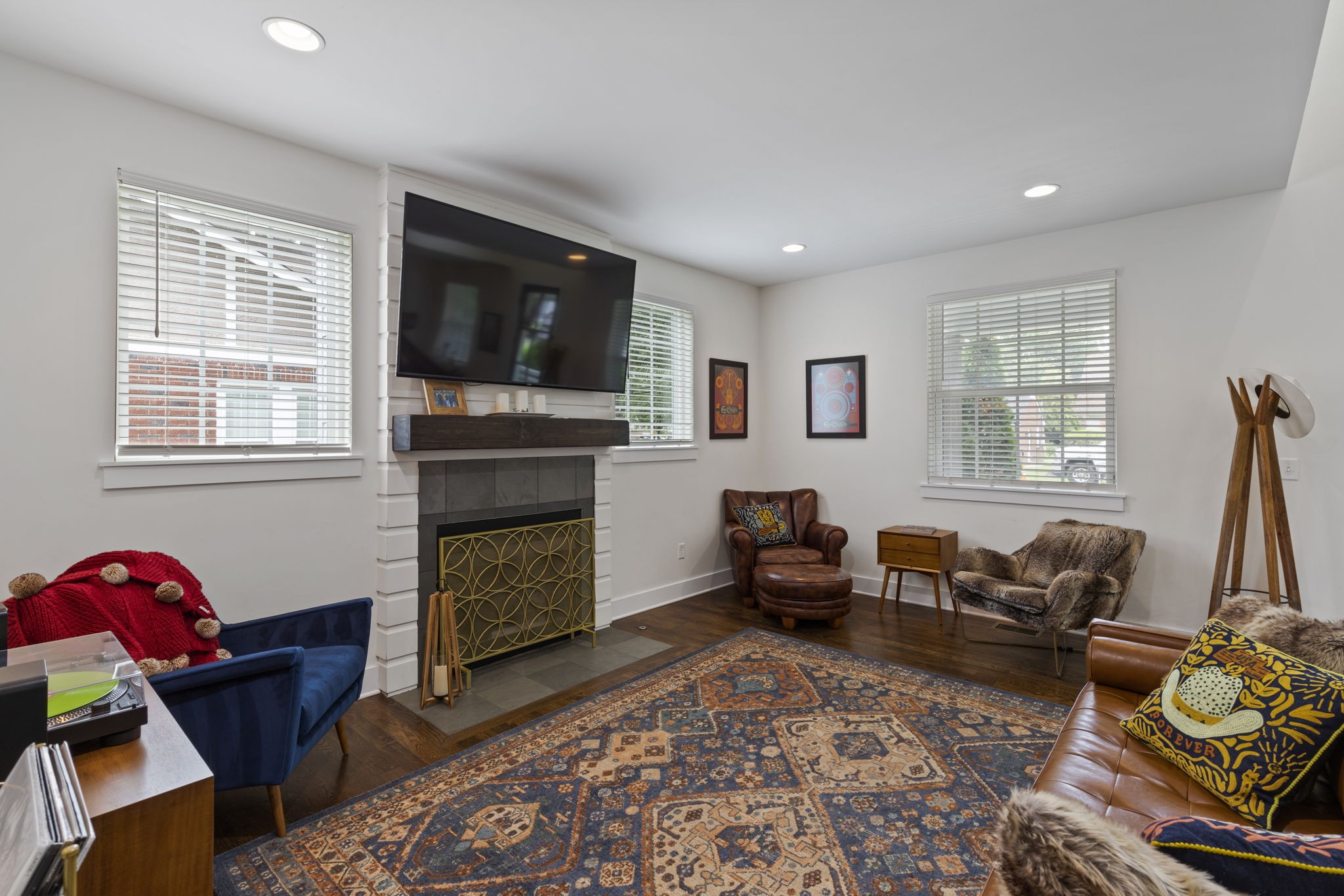 3209 Kinross Avenue Nashville, TN 37211 - Photo 10 of 48 a living room with furniture fireplace and flat screen tv