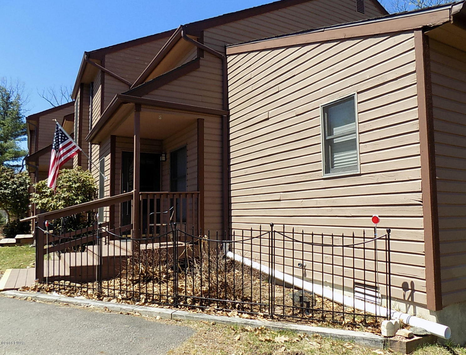203 Shiny Mountain Road Greentown, PA 18426 - Photo 5 of 52